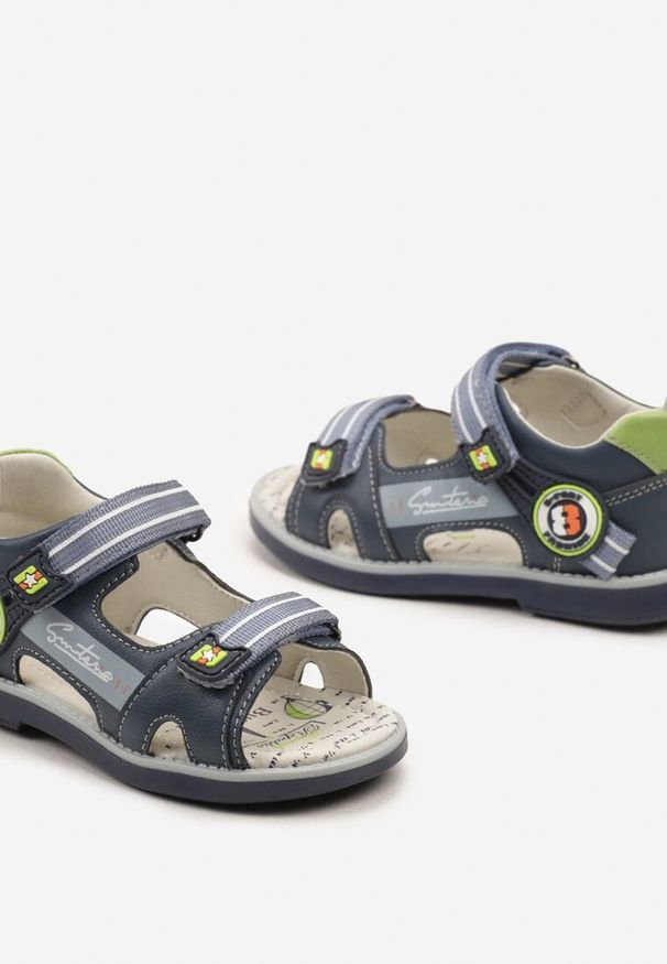 Born2be - Niebieskie Płaskie Sandały z Ekoskóry Zapinane na Rzepy Glarisa. Zapięcie: rzepy. Kolor: niebieski. Sezon: wiosna, lato. Styl: młodzieżowy, elegancki