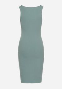 Born2be - Miętowa Dopasowana Sukienka Bez Rękawów z Elastycznej Bawełny z Ozdobnymi Nitami Zimelia. Kolor: miętowy. Materiał: bawełna. Długość rękawa: bez rękawów. Typ sukienki: dopasowane #7