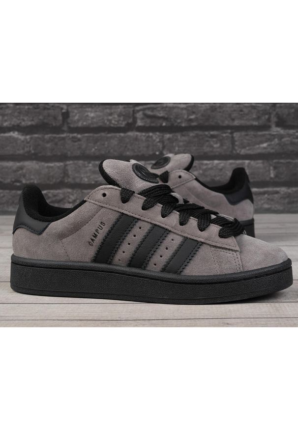 Buty unisex sportowe sneakersy Adidas CAMPUS 00. Kolor: szary, wielokolorowy, czarny. Model: Adidas Campus. Sport: turystyka piesza