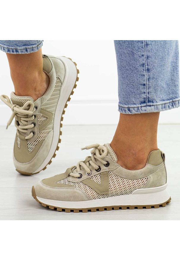 Beżowe skórzane sneakersy damskie Vinceza 66746. Okazja: na co dzień, na spacer. Zapięcie: sznurówki. Kolor: beżowy. Materiał: skóra. Sezon: wiosna, lato. Styl: klasyczny, casual, elegancki