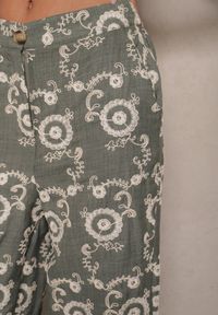Renee - Ciemnozielone Spodnie o Szerokim Kroju High Waist Ozdobione Haftem Issedi. Okazja: na co dzień. Stan: podwyższony. Kolor: zielony. Wzór: haft, aplikacja. Styl: casual #4