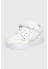 Kappa buty dziecięce Lineup Glow kolor biały. Nosek buta: okrągły. Zapięcie: rzepy. Kolor: biały. Szerokość cholewki: normalna