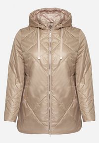 Born2be - Beżowa Kurtka z Odpinanym Kapturem i Ozdobnym Pikowaniem Xalseli. Okazja: na spacer, na co dzień. Kolekcja: plus size. Kolor: beżowy. Materiał: jeans. Styl: klasyczny, casual, elegancki #5