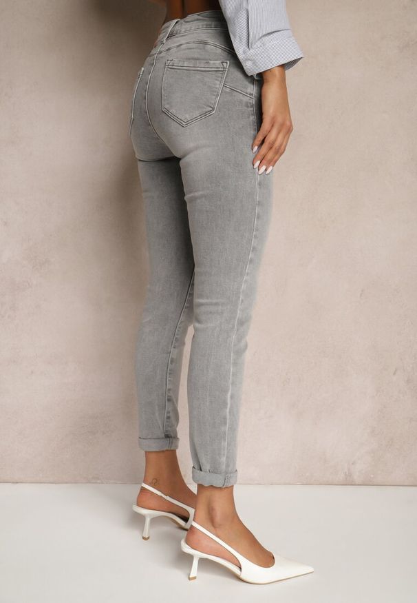 Renee - Jasnoszare Jeansy o Kroju Skinny Felethira. Okazja: na co dzień. Stan: podwyższony. Kolor: szary. Styl: elegancki, casual