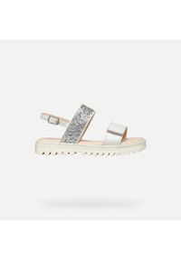 Sandały Geox Model J Sandal Coralie Gir Kolor Biały. Kolor: biały. Materiał: syntetyk. Sezon: lato