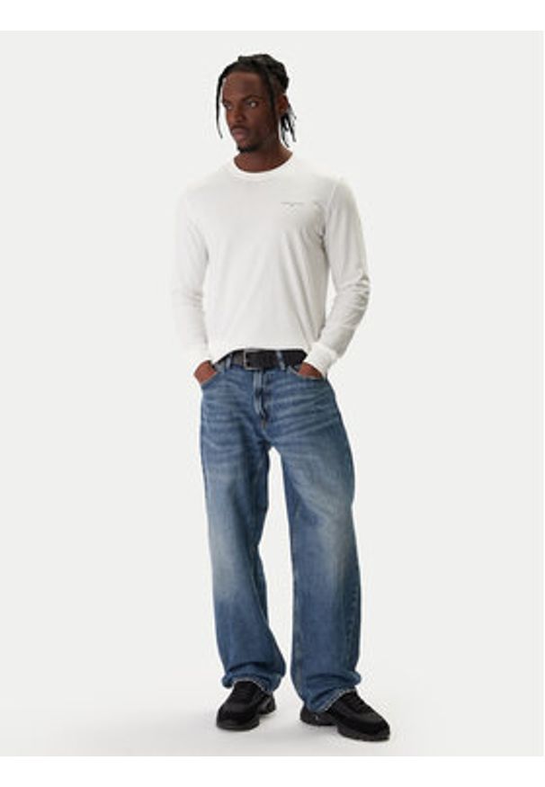 Tommy Jeans Longsleeve Chest Linear DM0DM21594 Écru Regular Fit. Materiał: bawełna. Długość rękawa: długi rękaw