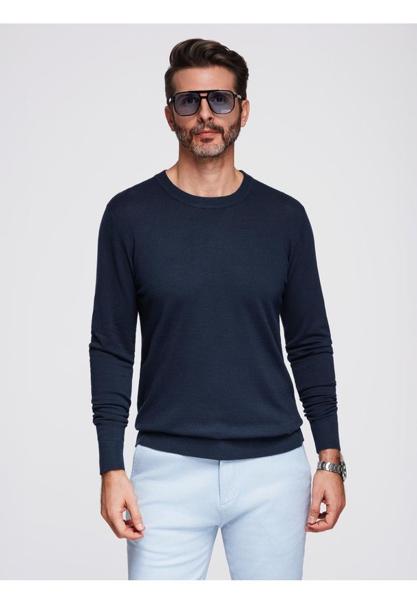Ombre Clothing - Męski sweter z okrągłym dekoltem z elastycznej dzianiny o klasycznym splocie - granatowy V1 - Rozmiar: XL. Okazja: na co dzień. Kolor: niebieski. Materiał: dzianina. Wzór: ze splotem. Styl: klasyczny