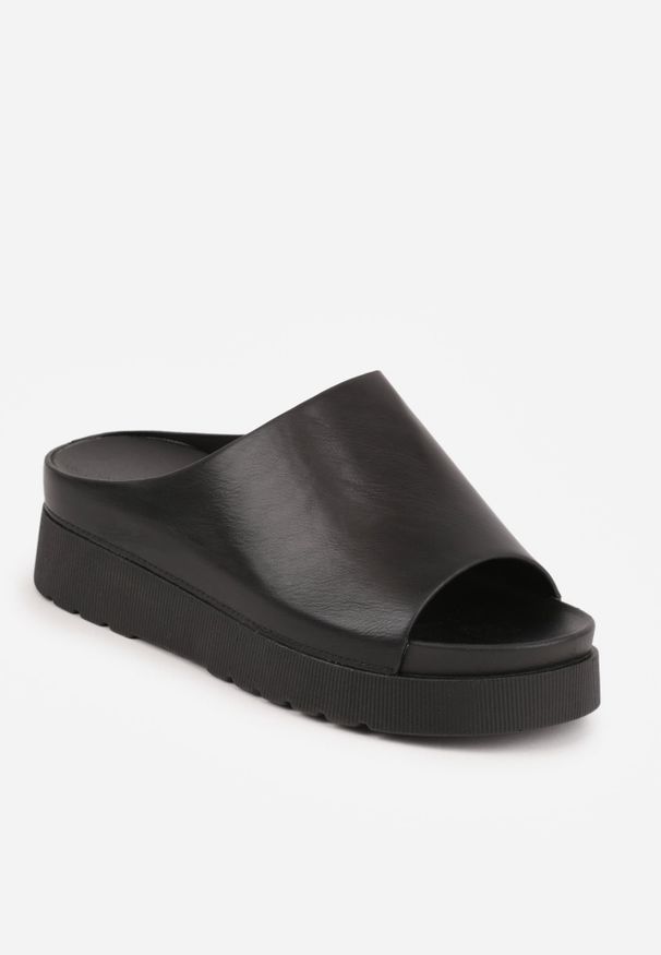 Renee - Czarne Klapki w Stylu Chunky na Platformie z Szerokim Paskiem Banoria. Okazja: na co dzień. Kolor: czarny. Materiał: jeans. Sezon: lato. Obcas: na platformie. Styl: street, casual