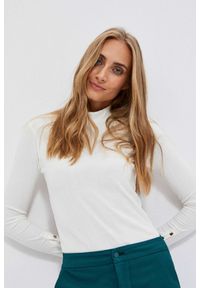 MOODO - Bluzka z prążkowanej dzianiny. Materiał: dzianina, prążkowany #1