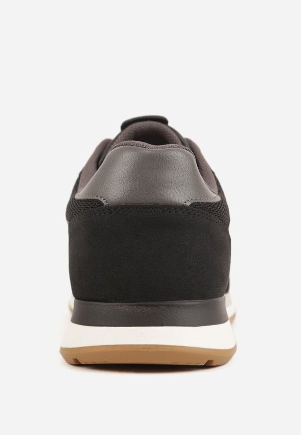 Born2be - Czarne Klasyczne Buty Sportowe Sneakersy z Perforacją na Nosku Lasthora. Okazja: na co dzień, na spotkanie biznesowe, do pracy. Kolor: czarny. Materiał: jeans. Szerokość cholewki: normalna. Wzór: kratka