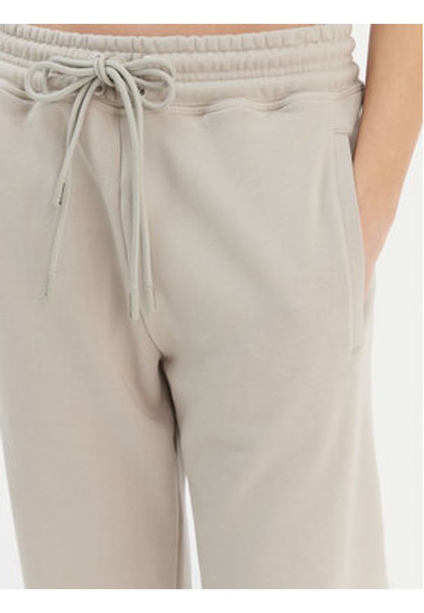 Adidas by Stella McCartney - adidas by Stella McCartney Spodnie dresowe JW4662 Szary Straight Leg. Kolor: szary. Materiał: bawełna