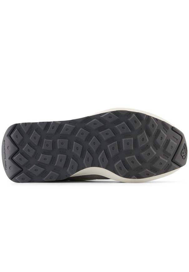 Buty dziecięce New Balance GS370AH – szare. Kolor: szary. Materiał: zamsz, skóra. Szerokość cholewki: normalna. Sezon: lato