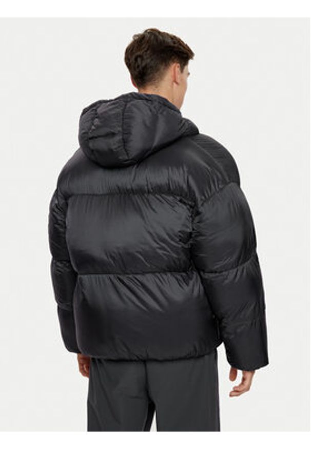 Alpha Industries Kurtka zimowa 148130 Czarny Regular Fit. Kolor: czarny. Materiał: syntetyk. Sezon: zima