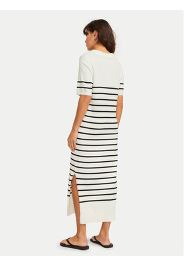 JJXX Sukienka dzianinowa Layla 12269784 Écru Regular Fit. Kolor: kremowy. Materiał: wiskoza