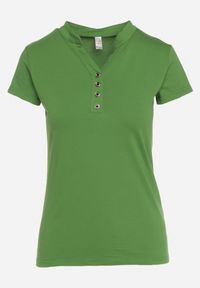 Born2be - Zielony T-shirt Koszulka z Bawełny z Metalicznymi Guzikami Cariena. Okazja: na co dzień. Typ kołnierza: dekolt w kształcie V. Kolor: zielony. Materiał: bawełna. Styl: casual #4