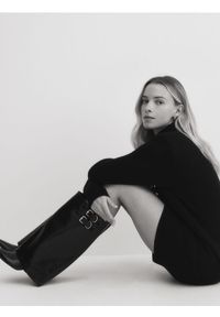 Reserved - Długi sweter z wełny merino - czarny. Kolor: czarny. Materiał: wełna. Długość: długie #1