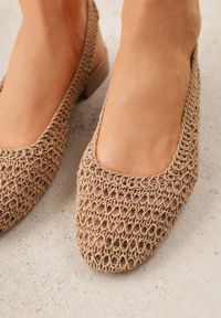 Renee - Ciemnobeżowe Balerinki Slingback VICES z Cholewką z Plecionki Lilinova. Kolor: beżowy. Materiał: len. Szerokość cholewki: normalna. Styl: boho, elegancki #7