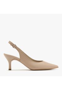 Ryłko - Beżowe czółenka typu slingback MICHELLE. Kolor: beżowy. Materiał: skóra. Obcas: na obcasie. Styl: street. Wysokość obcasa: średni