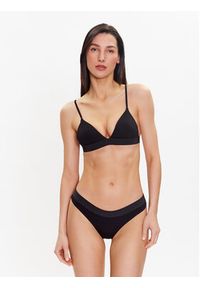 Calvin Klein Swimwear Góra od bikini KW0KW02029 Czarny. Kolor: czarny. Materiał: syntetyk #2