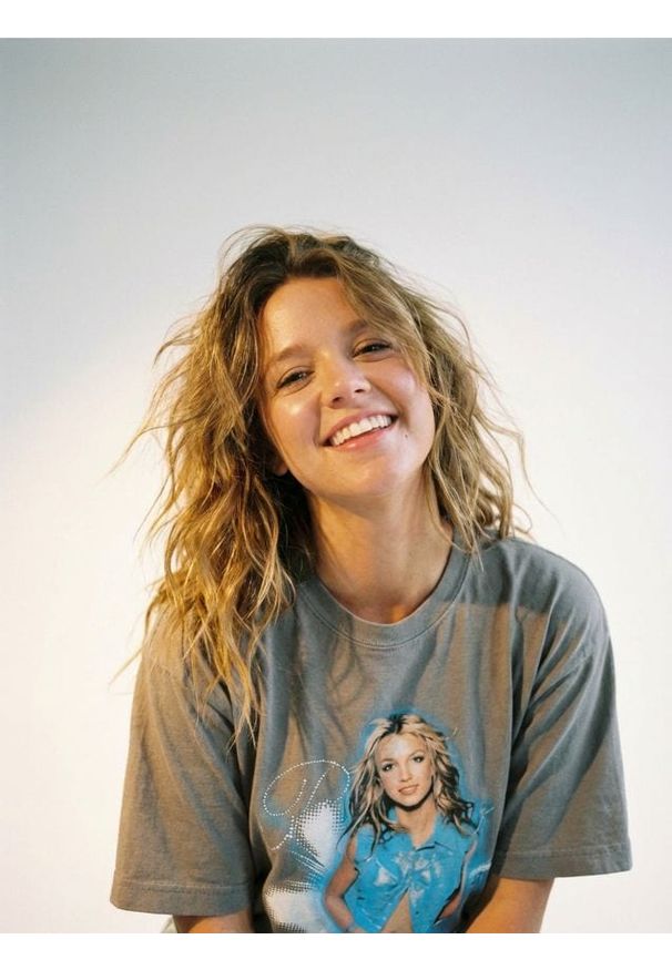 Sinsay - Bawełniana koszulka z nadrukiem Britney - szary. Kolor: szary. Materiał: bawełna. Wzór: nadruk