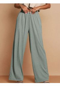 Sinsay - Luźne spodnie wide leg - zielony. Kolor: zielony