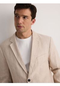 Reserved - Lniana marynarka slim fit - beżowy. Kolor: beżowy. Materiał: len #1