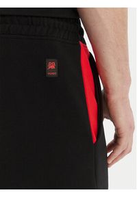 Hugo - HUGO Szorty materiałowe Despen_RB 50559712 Czarny Relaxed Fit. Kolor: czarny. Materiał: bawełna #4