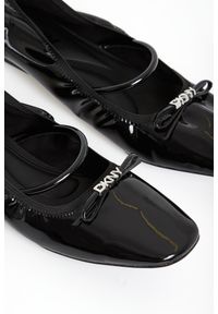 Baleriny damskie lakierowane DKNY. Materiał: lakier #4