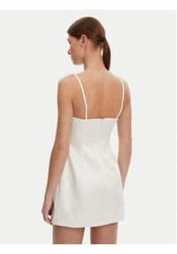 BARDOT - Bardot Sukienka koktajlowa 59817DB Biały Slim Fit. Kolor: biały. Materiał: syntetyk. Styl: wizytowy #3