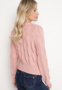 Born2be - Różowy Sweter Ozdobiony Tłoczeniem i Kwiatkami Eretina. Okazja: na co dzień. Kolor: różowy. Materiał: jeans. Wzór: aplikacja, kwiaty. Styl: casual #3