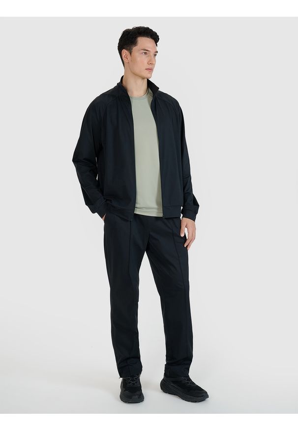 4f - 4F Bluza treningowa rozpinana bez kaptura męska - czarna XXL. Typ kołnierza: bez kaptura. Kolor: czarny. Materiał: materiał, syntetyk, włókno, dzianina. Długość rękawa: raglanowy rękaw. Wzór: gładki, ze splotem. Styl: sportowy