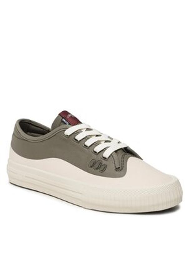 Globe Sneakersy Gillette GBGILL Zielony. Kolor: zielony. Materiał: materiał