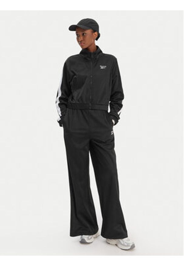 Reebok Bluza Cecilia RK25511CCW Czarny Regular Fit. Kolor: czarny. Materiał: syntetyk