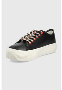 Desigual buty 22SSKP23.2000 kolor czarny. Nosek buta: okrągły. Zapięcie: sznurówki. Kolor: czarny. Materiał: guma #3