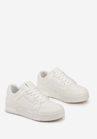 Renee - Białe Sznurowane Sneakersy z Przeszyciami na Grubej Podeszwie Sillvina. Kolor: biały #5