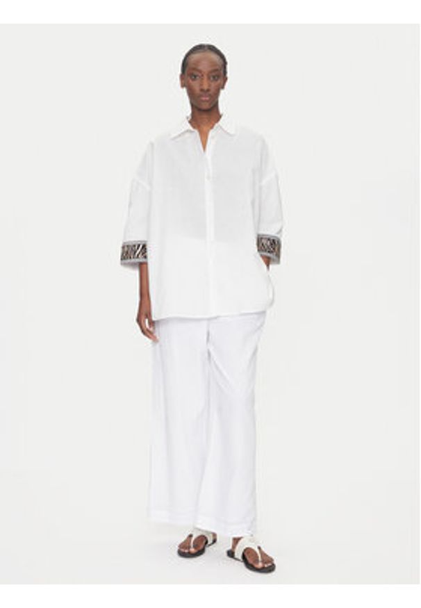 LOLA CASADEMUNT Koszula LS2515036 Biały Relaxed Fit. Kolor: biały. Materiał: len