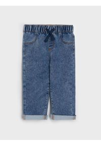 Sinsay - Elastyczne jeansy wiązane w talii - niebieski. Kolor: niebieski. Materiał: jeans #1