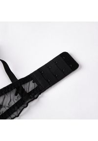 Intica - Zestaw bielizny z koronkowymi detalami na co dzień i specjalne okazje Heajung. Kolor: biały. Materiał: koronka #4