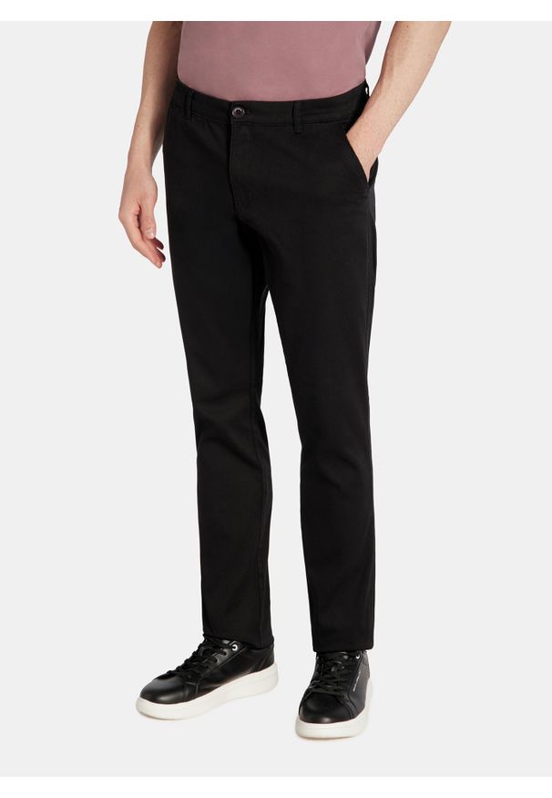 Pako Lorente - PAKO LORENTE - Czarne spodnie męskie. Okazja: na co dzień. Kolor: czarny. Materiał: bawełna, elastan. Sezon: wiosna. Styl: casual
