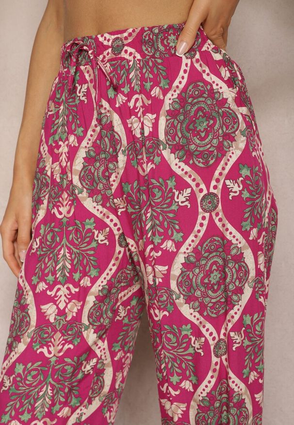 Renee - Fuksjowe Wiskozowe Spodnie Boho High Waist z Szerokimi Nogawkami i Gumką w Talii Tiamarra. Stan: podwyższony. Kolor: różowy. Materiał: wiskoza. Sezon: lato. Styl: boho