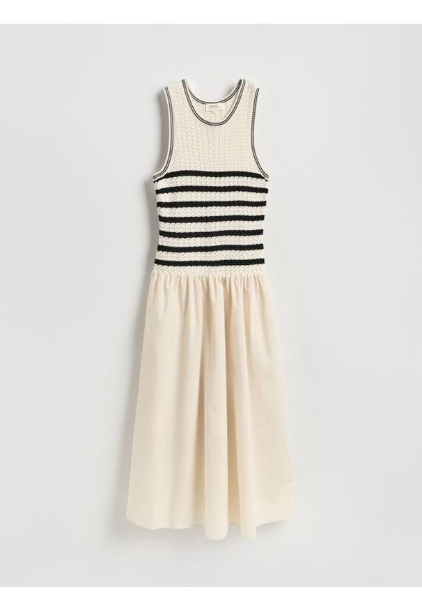 Reserved - Sukienka z wiskozą - kremowy. Kolor: kremowy. Materiał: wiskoza