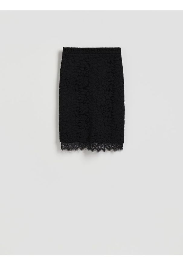 Reserved - Strukturalna spódnica midi z koronką - czarny. Kolor: czarny. Materiał: koronka. Wzór: koronka