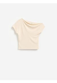 Reserved - T-shirt z modalem - kremowy. Kolor: kremowy. Materiał: dzianina #1