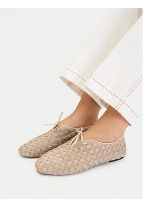 Gino Rossi - GINO ROSSI Półbuty EO-26SS02 Beżowy. Kolor: beżowy. Materiał: skóra, zamsz