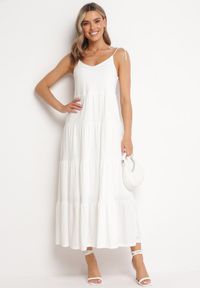 Born2be - Biała Sukienka z Bawełnianej Tkaniny z Wiązanymi Ramiączkami Esthenis. Kolor: biały. Materiał: tkanina, bawełna. Długość rękawa: na ramiączkach. Sezon: lato #5