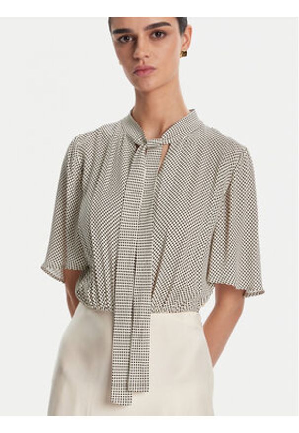 Elisabetta Franchi Sukienka koktajlowa AB85752E2 E84 Beżowy Regular Fit. Kolor: beżowy. Materiał: syntetyk. Styl: wizytowy