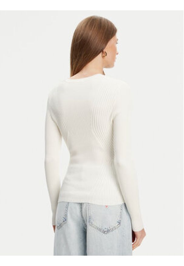 Guess Sweter W5YR08 Z0040 Biały Regular Fit. Kolor: biały. Materiał: syntetyk