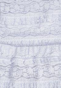 Renee - Niebieski Komplet z Koronki Bluzka Longsleeve i Dopasowane Spódnico-Szorty Daera. Kolor: niebieski. Materiał: koronka. Wzór: koronka #8