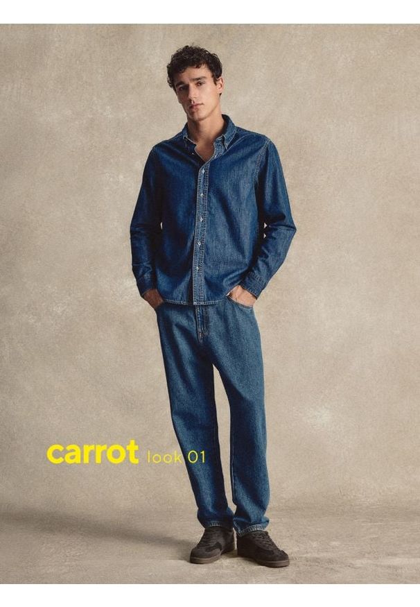 Reserved - Jeansy carrot fit - niebieski. Kolor: niebieski