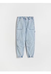 Reserved - Jeansy parachute - niebieski. Kolor: niebieski #1